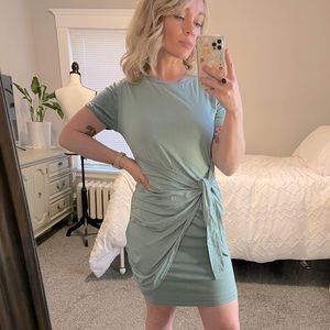 tie waist teal dress 👗
